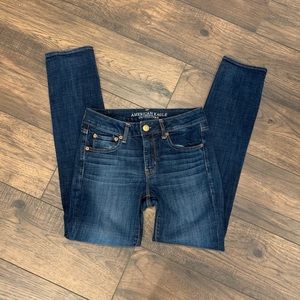 American Eagle Super Straight Stretch. Size 8